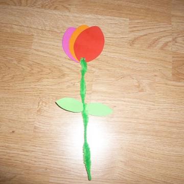 Bunte Blume selbst basteln Schritt 9