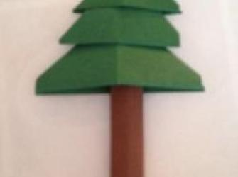 Tannenbaum aus Tonpapier basteln Schritt 16