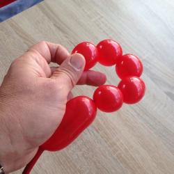 Marienkäfer aus Modellierballons basteln Schritt 4