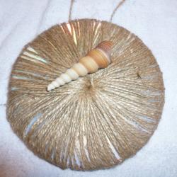 Deco aus CD und Muscheln basteln Schritt 6