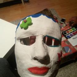 Gipsmaske selbst basteln Schritt 9